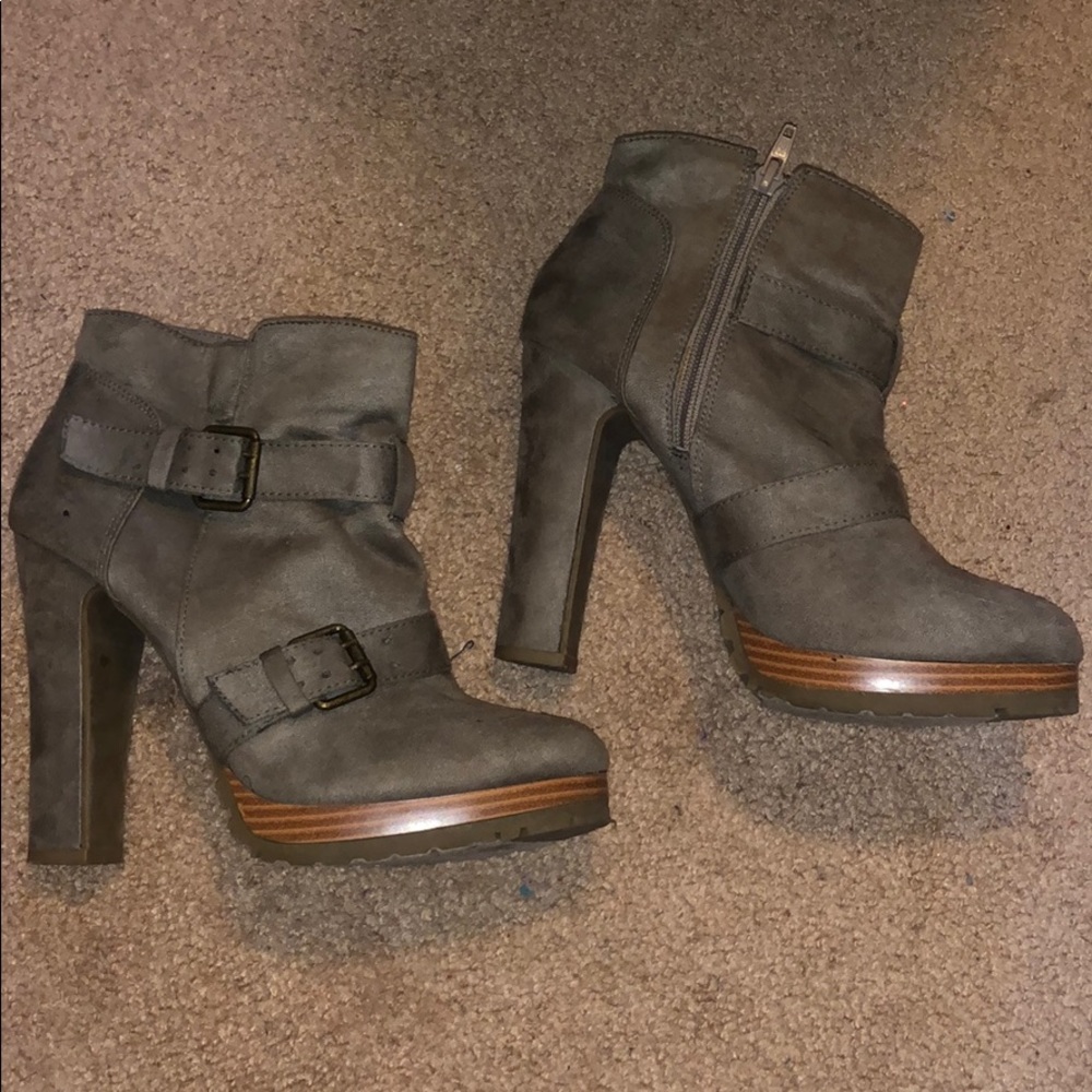 Gray booties size 9